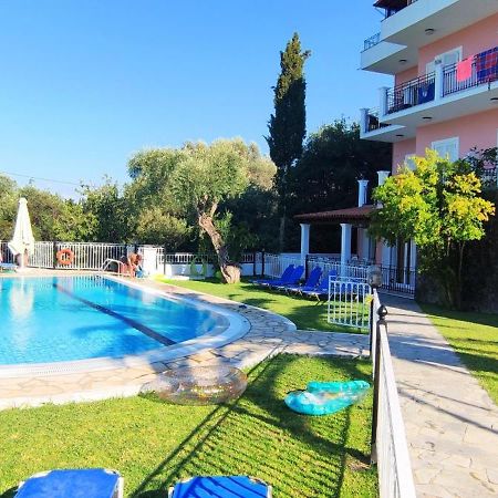 Thomas Apartments Dassia  Ngoại thất bức ảnh