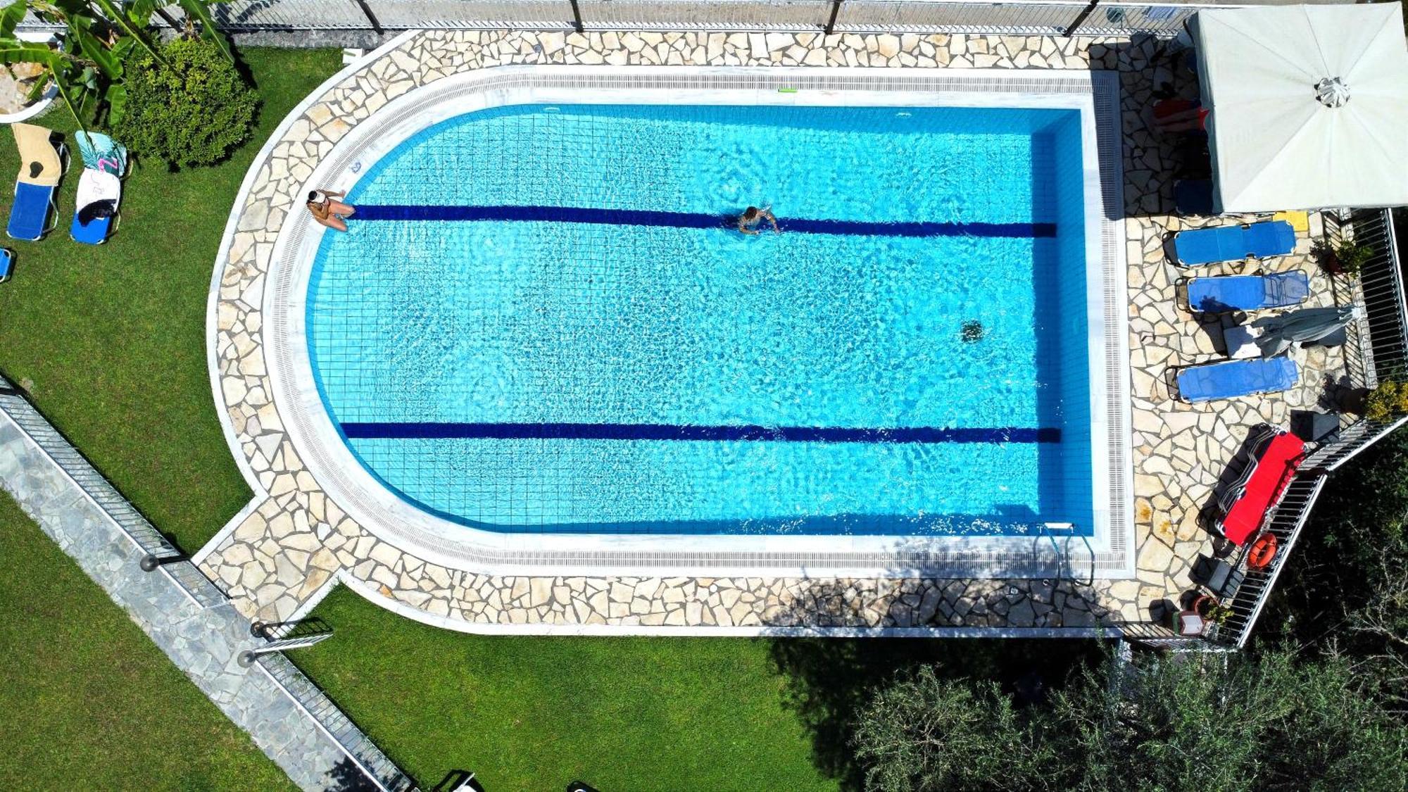 Thomas Apartments Dassia  Ngoại thất bức ảnh