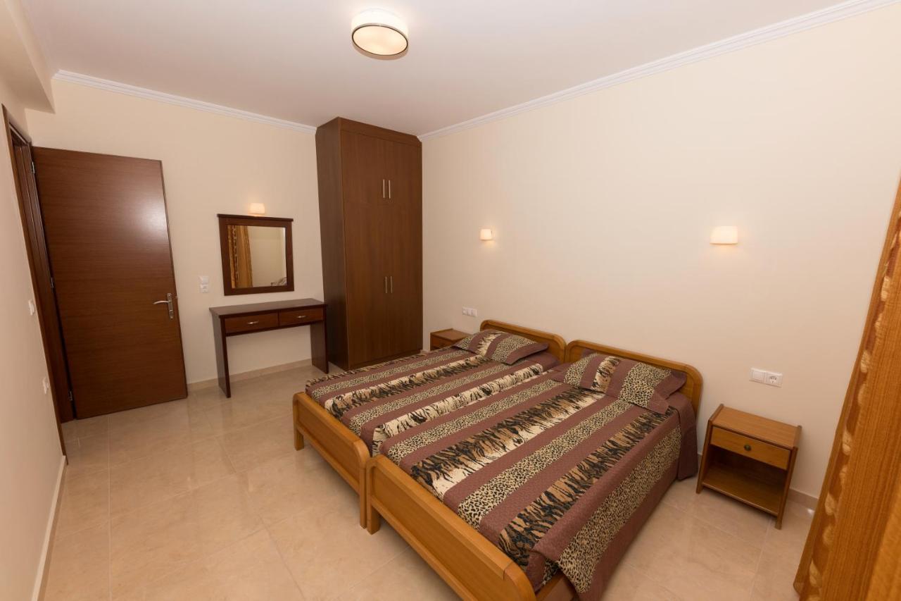 Thomas Apartments Dassia  Ngoại thất bức ảnh