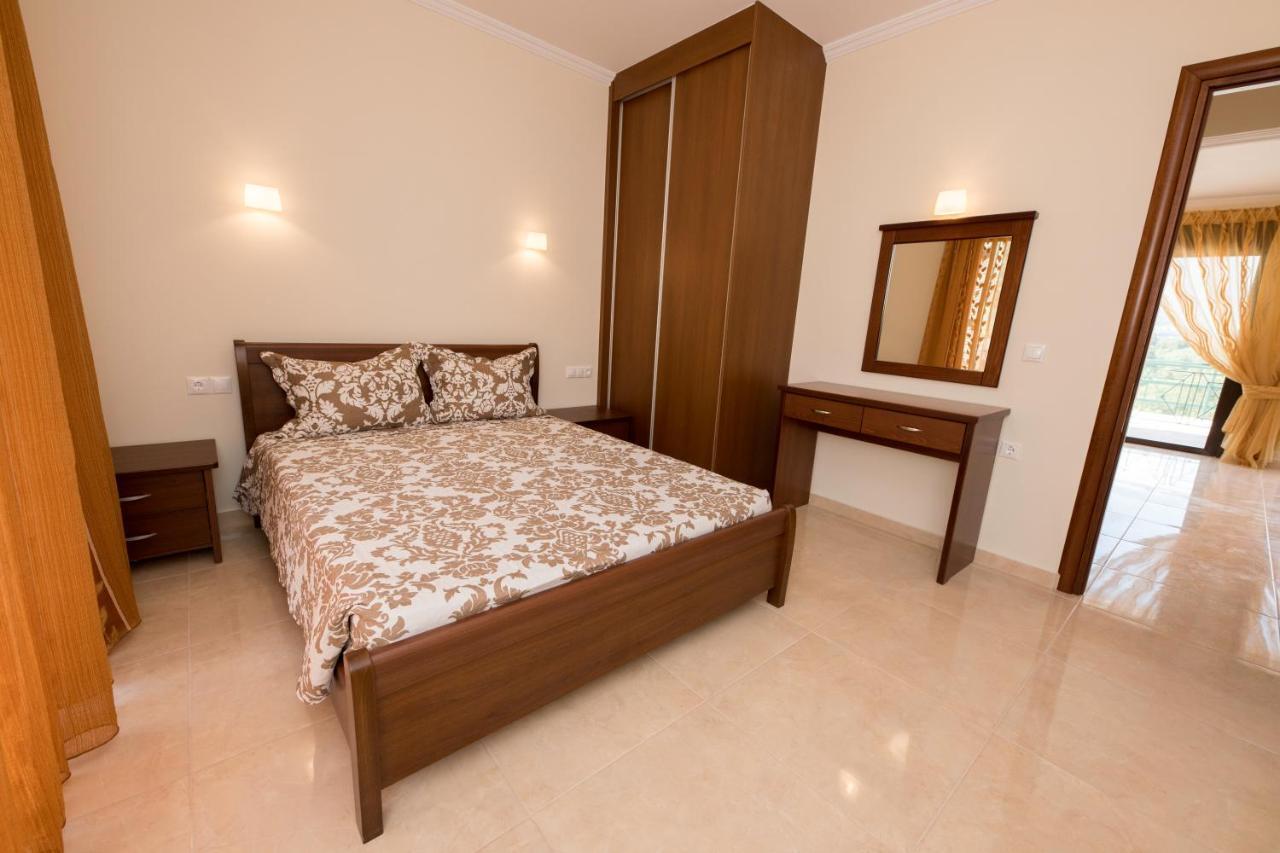 Thomas Apartments Dassia  Ngoại thất bức ảnh