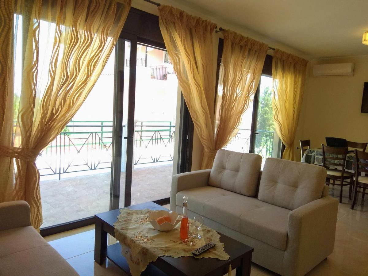 Thomas Apartments Dassia  Ngoại thất bức ảnh